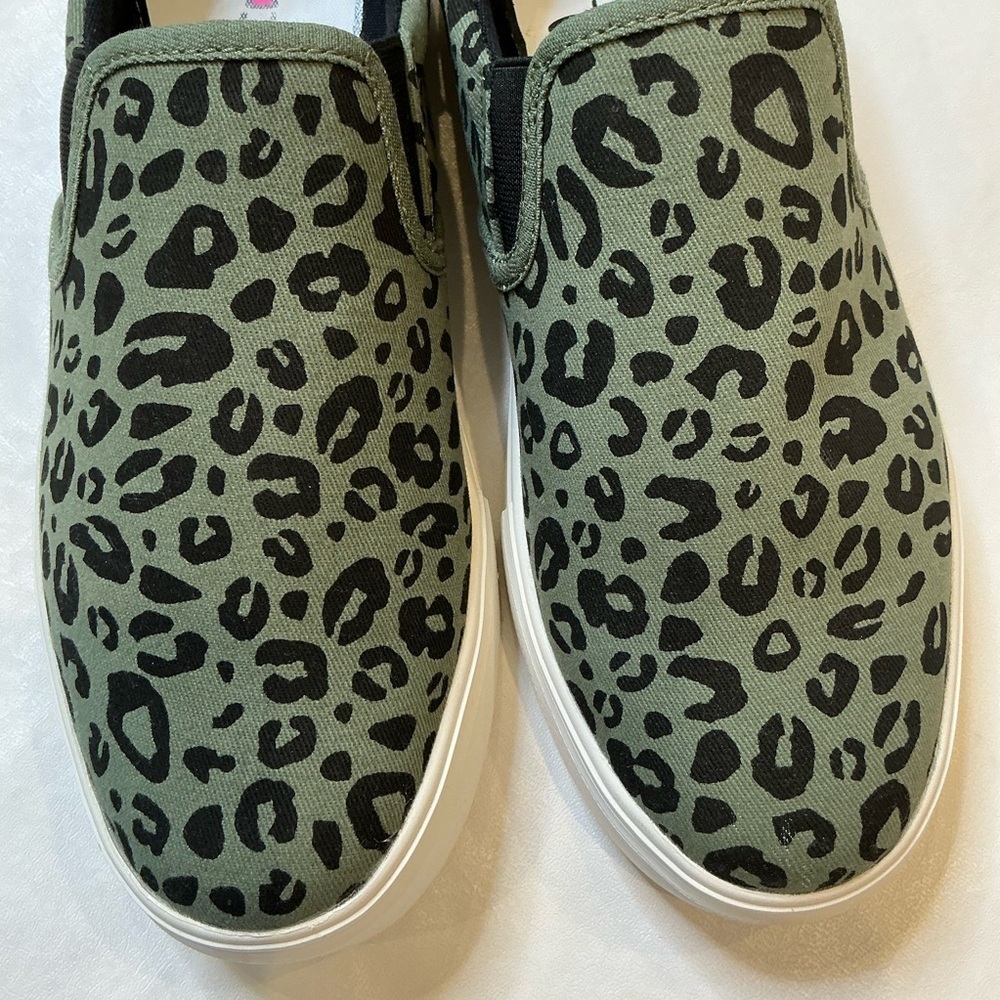 RipNDip Leopard Print Slip-On Sneakers Black and Green Size 8 - Picture 3 of 12